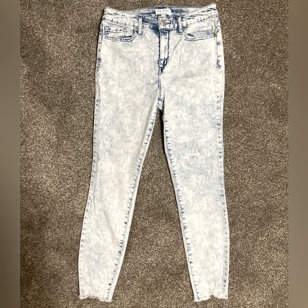 Sofia Vergara Rosa Jeans Curvy Ankle Lightest Wash